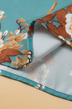 Load image into Gallery viewer, Flare Sleeve Floral Blouse