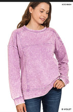 Load image into Gallery viewer, Acid wash f/terry exposed-seam pullover