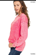 Load image into Gallery viewer, Acid wash f/terry exposed-seam pullover
