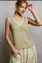 Load image into Gallery viewer, V-neck sleeveless slim fit top
